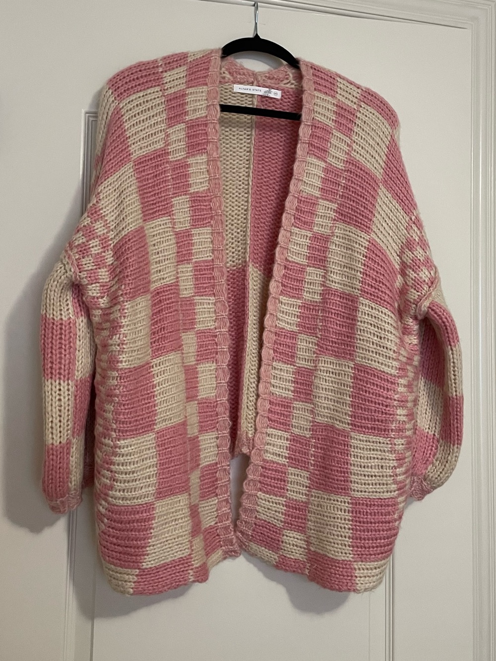 Altar’d State Pink and Tan Checkered Pullover Cardigan
